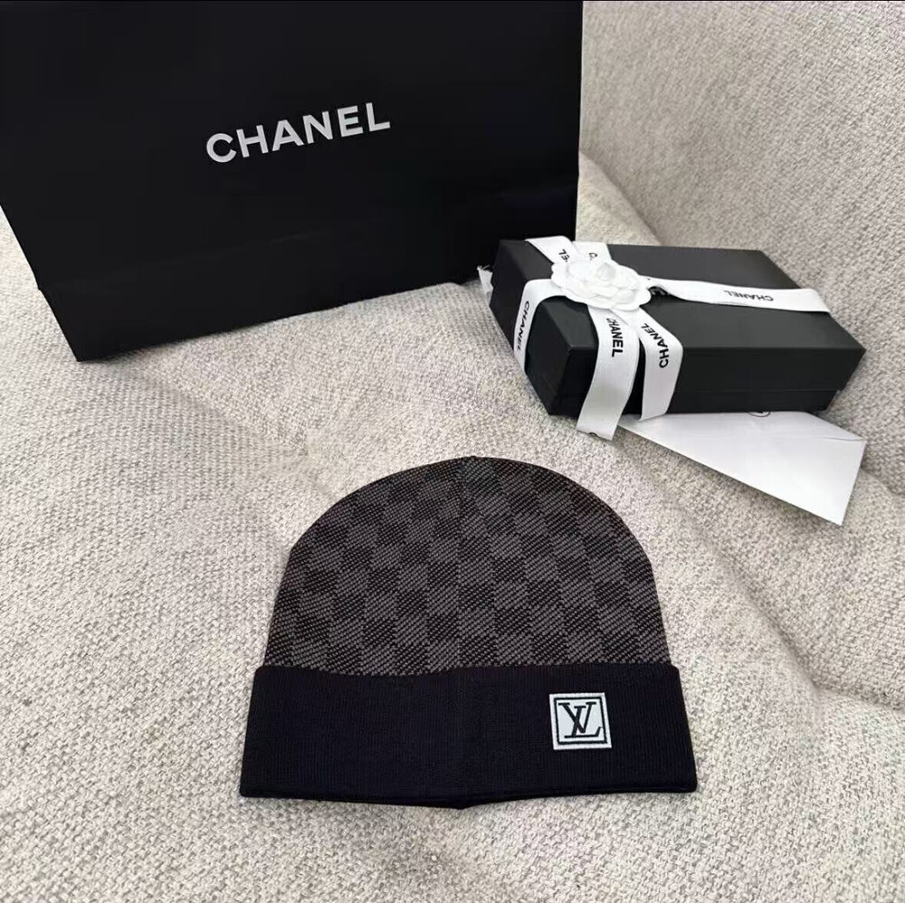 Louis Vuitton knit beanie
